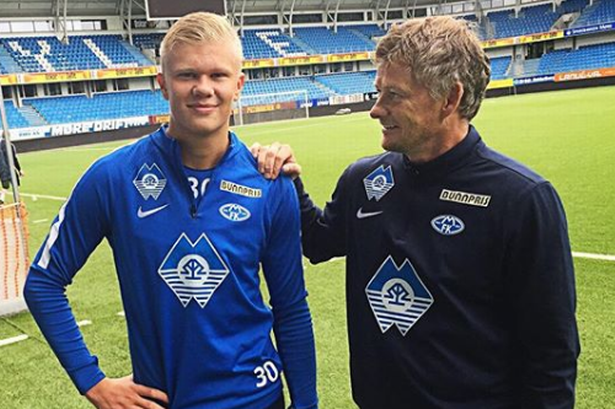 再见!大连外援社媒发文自宣离队,曾效力阿贾克斯,两队友送祝福