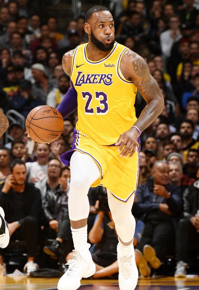 布达佩斯Major：猎鹰13-5 PUA获首胜，NiKo狂砍26杀