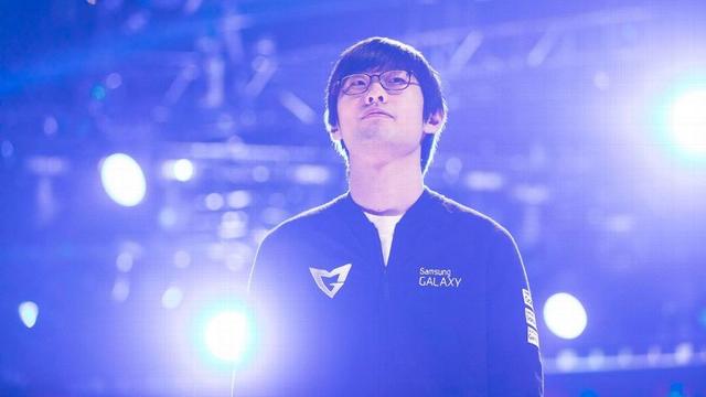 让新秀有空 让新秀有空